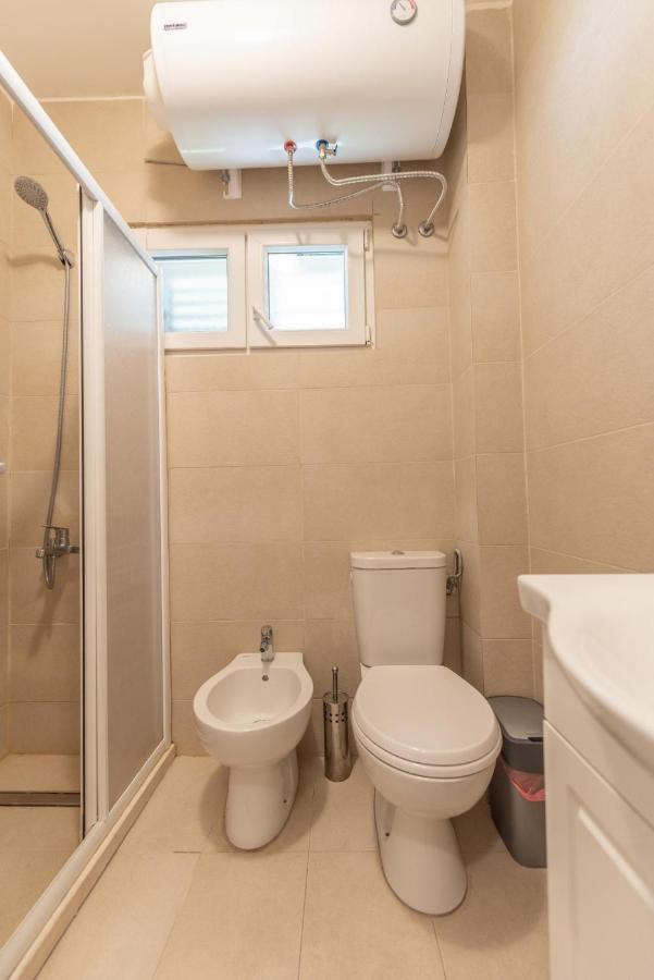 Ioannis Apartments Τίβατ Εξωτερικό φωτογραφία