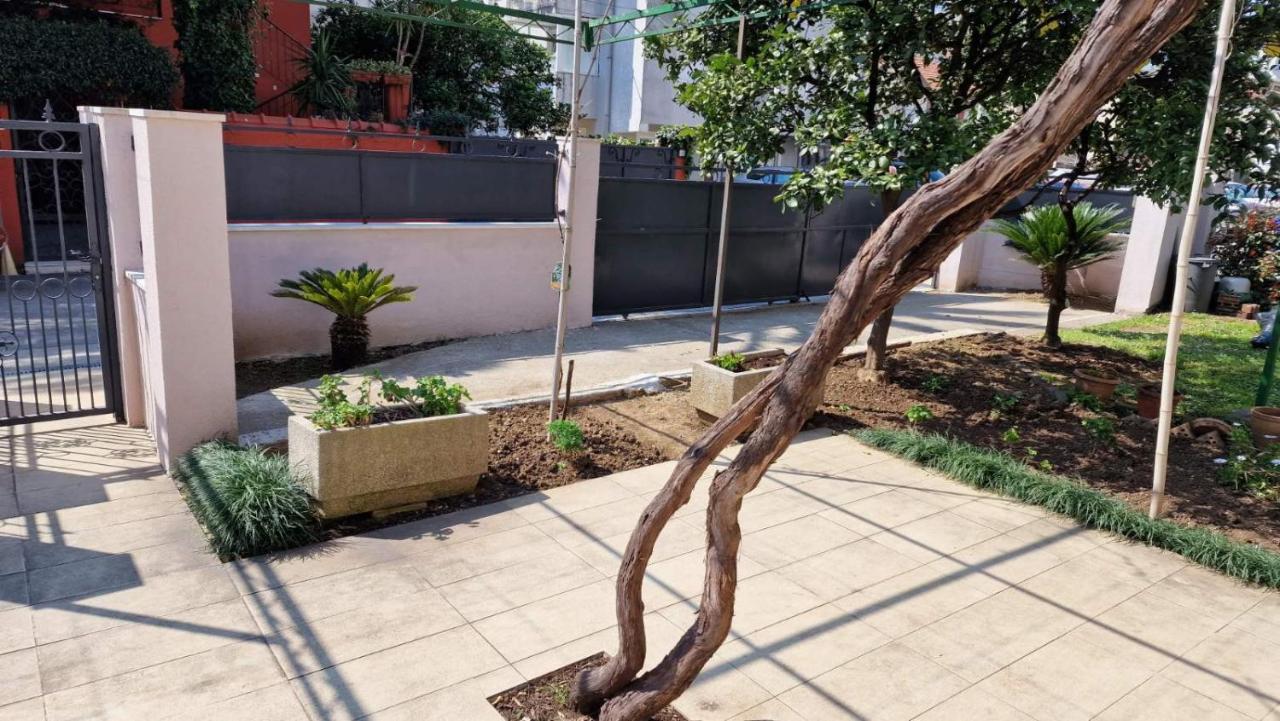 Ioannis Apartments Τίβατ Εξωτερικό φωτογραφία