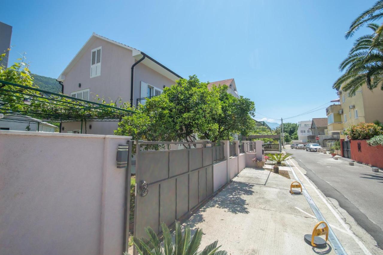 Ioannis Apartments Τίβατ Εξωτερικό φωτογραφία